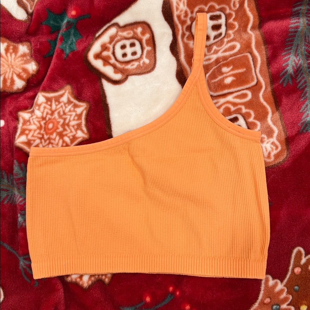 One-Shoulder Ribbed Crop Top - Picture 2 of 5